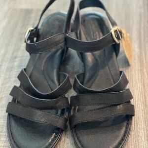 Born Black Outdoor Sandals with Adjustable Straps